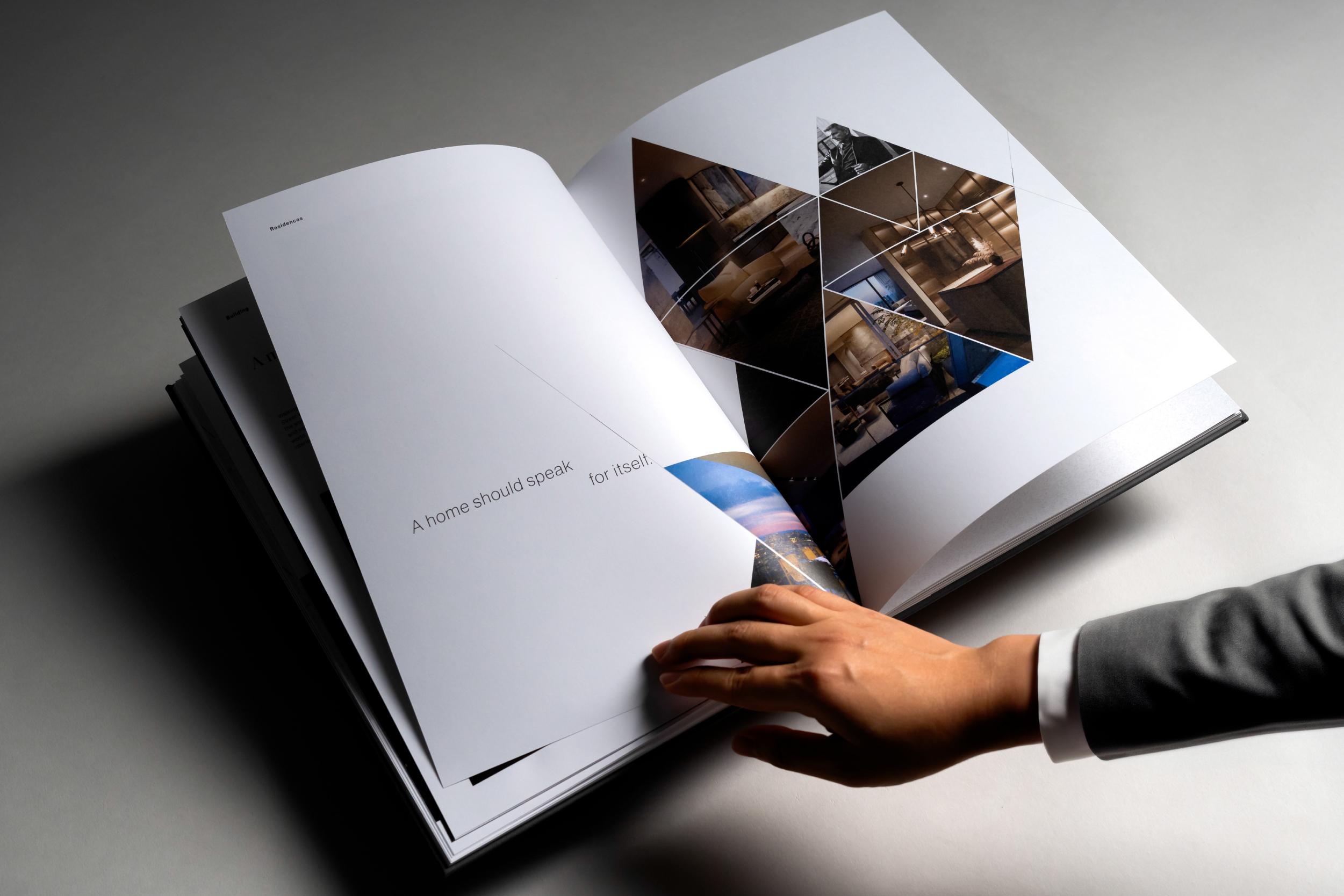 NY Digital Awards Winner - 210 Bloor Brochure