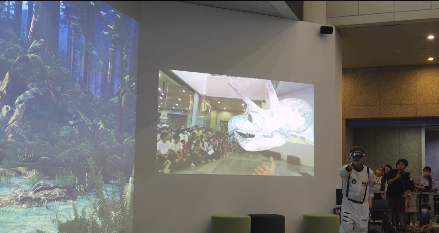 NY Digital Awards Winner - NMNS XUPER-REAL Immersive Theater -- XR Expedition Team